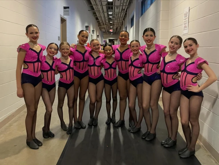 Comp #1 of SZN25 is ✅. We could not be more proud of this team and all of our incredible dancers who gave it their all onstage! Thank you @terpsichorecanada for an amazing weekend of competition 💛🖤 —> swipe for results👀