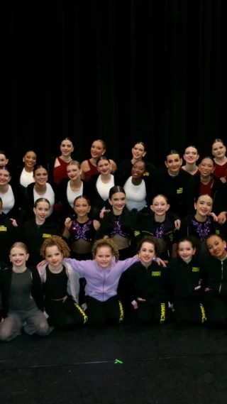 Competitive Showcase 2026🎥✨

What an incredible way to kick off our 25th competitive szn!!! We are so proud of each and every one of our dancers and all the hard work they put into getting their routines showcase ready!!🌟 And a HUGE THANK YOU to all of our teachers and staff who made this entire day possible💛💛💛

Now time for comp💪🕺💓